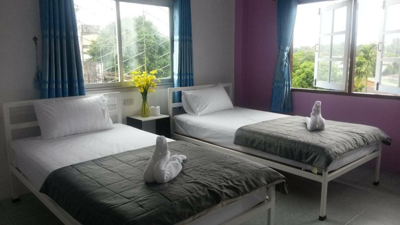 Madinah Hostel Ranong Ban Lum Than Ngoại thất bức ảnh